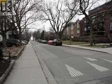 217 - 66 KIPPENDAVIE AVENUE Toronto 