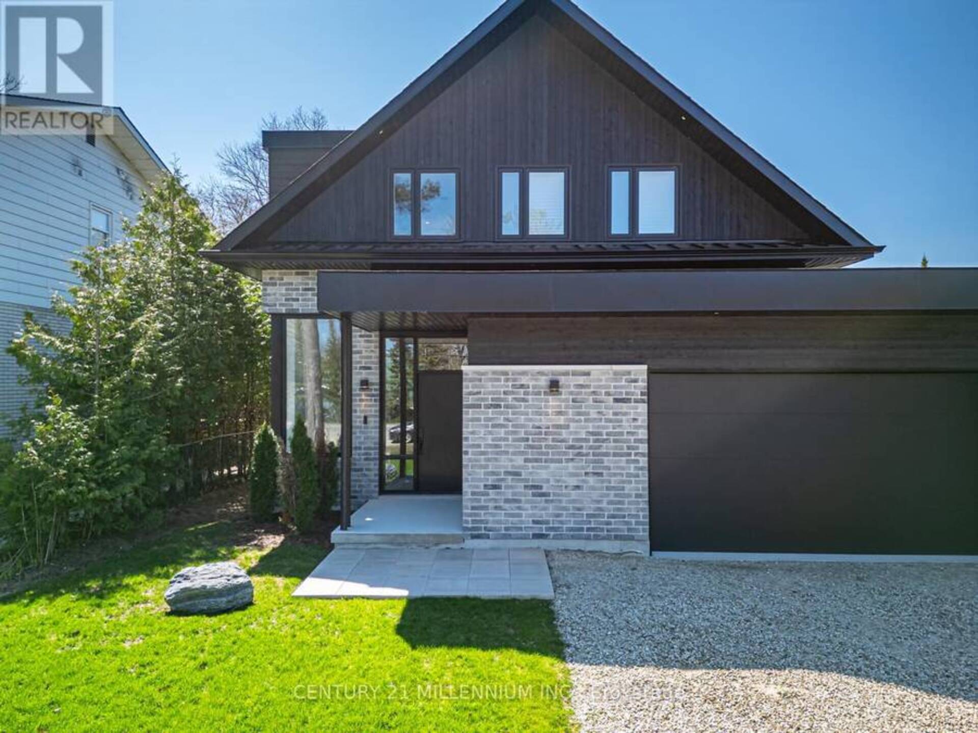 8705 BEACHWOOD ROAD Wasaga Beach