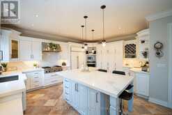 2518 HEMMFORD DRIVE Oakville 