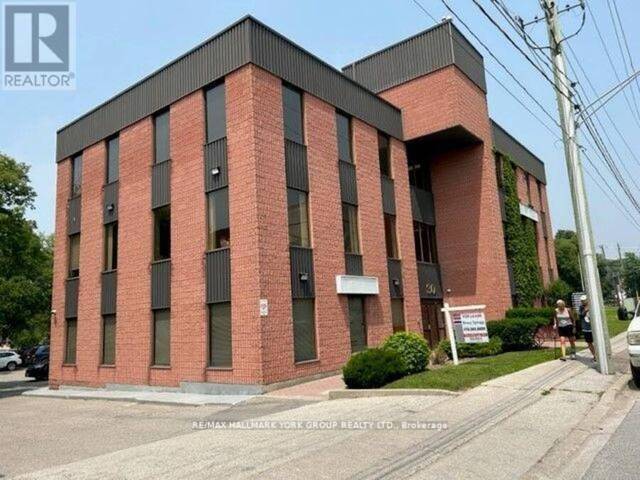 101 - 30 PROSPECT STREET Newmarket Ontario