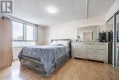 301 - 41 MARKBROOK LANE Toronto 