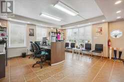 2783 KING STREET E Hamilton 