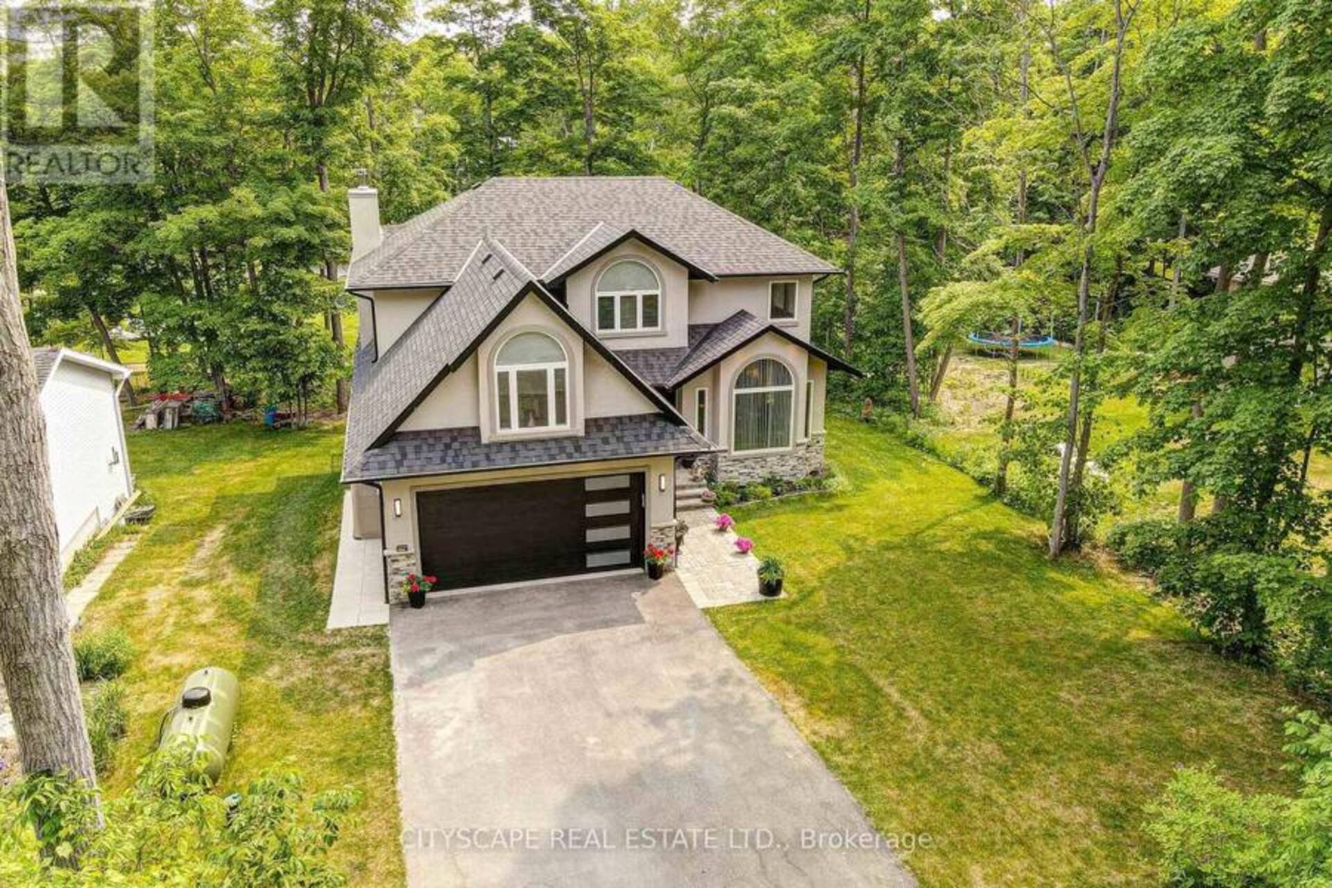 77 POLISH AVENUE Penetanguishene