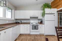 2 - 215 EDWARD STREET E Clearview 