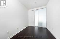 5609 - 386 YONGE STREET Toronto 