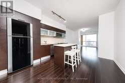 5609 - 386 YONGE STREET Toronto 