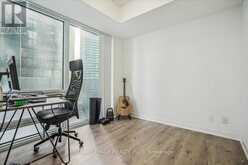 1010 - 100 HARBOUR STREET Toronto