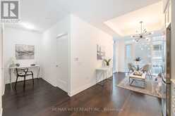 411 - 293 THE KINGSWAY Toronto