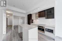 527 - 405 DUNDAS STREET W Oakville