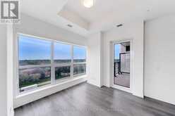 527 - 405 DUNDAS STREET W Oakville