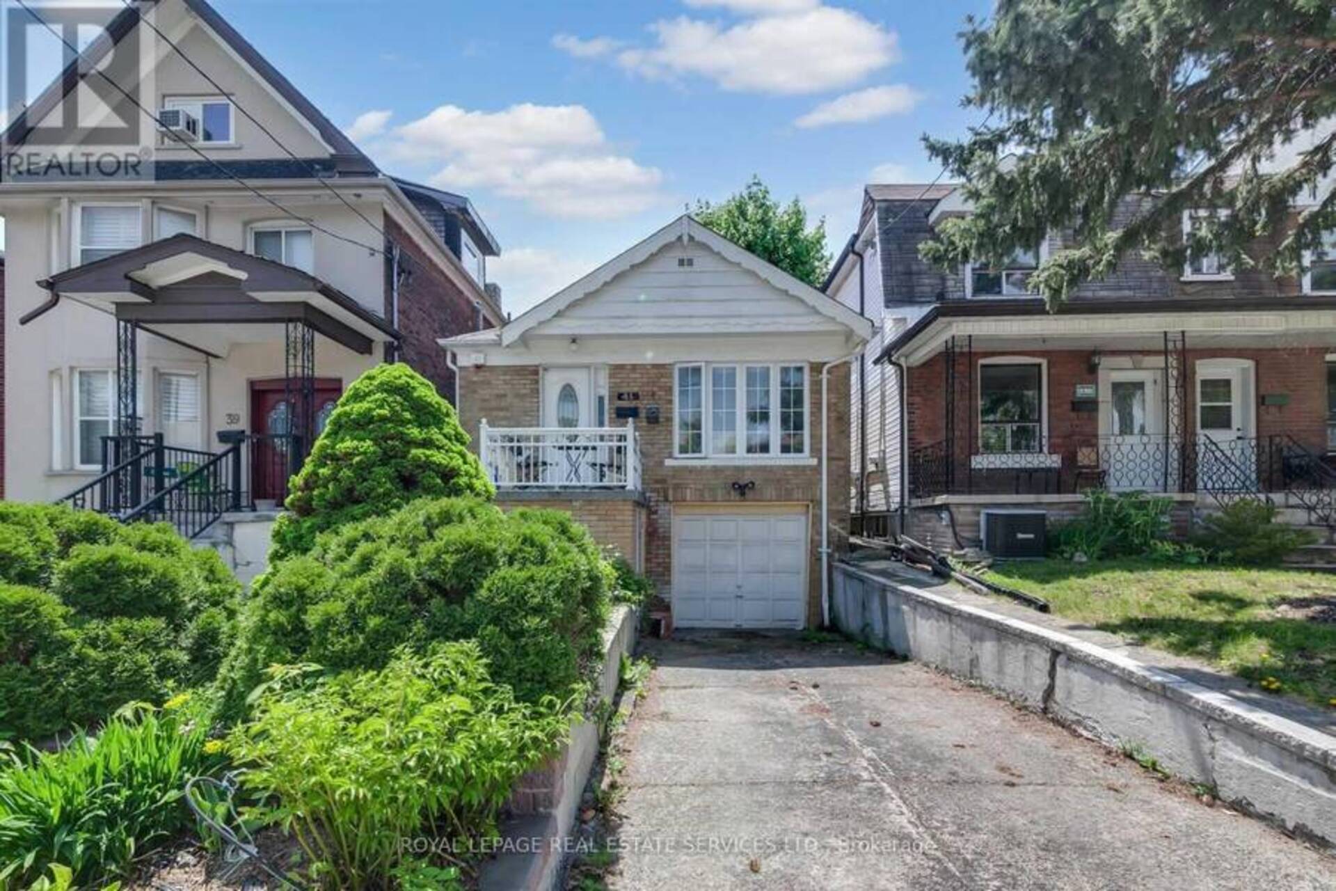 41 STRADER AVENUE Toronto 