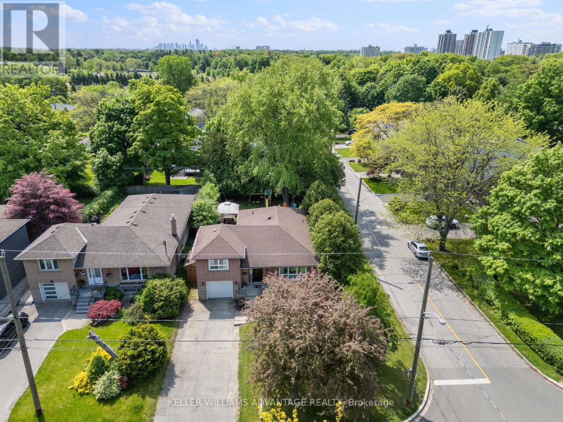 297 BETTY ANN DRIVE Toronto 