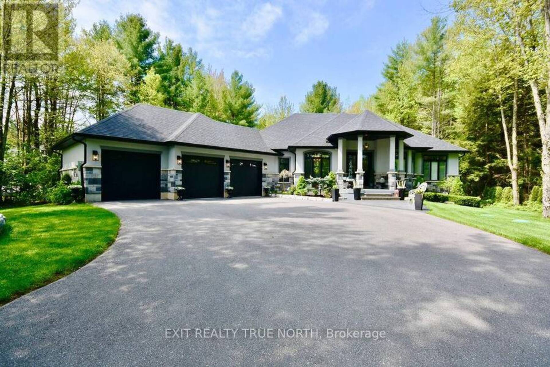 2 SYCAMORE CIRCLE Springwater 