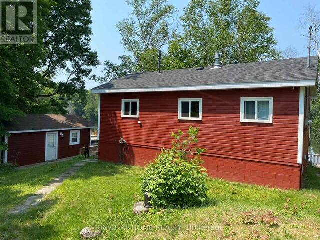 104 LAKESIDE DRIVE McKellar Ontario