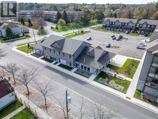 15 - 112 GREW BOULEVARD Georgina  Ontario