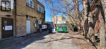 2839 BATHURST STREET Toronto 