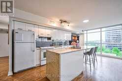 810 - 15 SINGER COURT Toronto