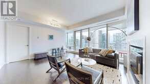 2803 - 180 UNIVERSITY AVENUE Toronto 