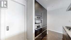 2803 - 180 UNIVERSITY AVENUE Toronto 