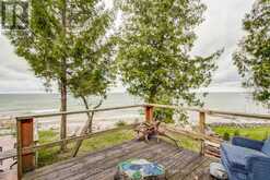 1637 CHIEF JOSEPH SNAKE ROAD Georgina Islands 