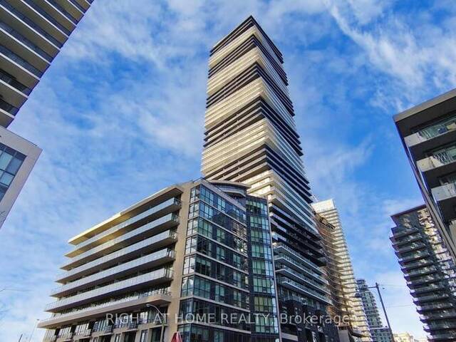 1409 - 56 ANNIE CRAIG DRIVE Toronto  Ontario