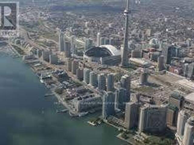 2110 - 208 QUEENS QUAY W Toronto Ontario