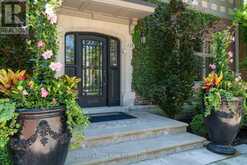 175 TEDDINGTON PARK AVENUE Toronto 