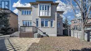 4 QUATRO CRESCENT Brampton