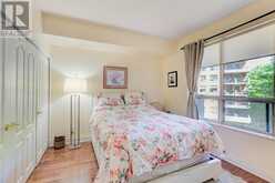 407 - 2 ABERFOYLE CRESCENT Toronto 