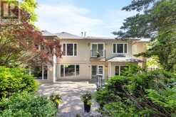 32 BROOKFIELD ROAD Toronto 