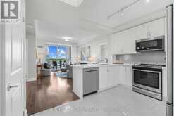 522 - 25 BAKER HILL BOULEVARD Whitchurch-Stouffville 