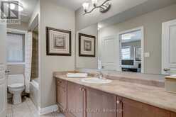 3315 RASPBERRY BUSH TRAIL W Oakville 