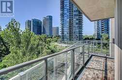 305 - 36 PARK LAWN ROAD Toronto 