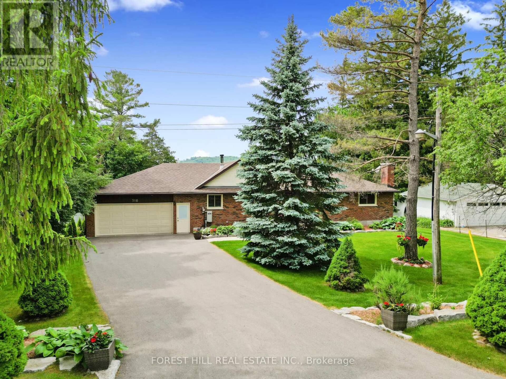 360 FIFE AVENUE Smith-Ennismore-Lakefield