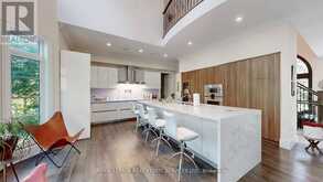 1286 CAMBRIDGE DRIVE W Oakville