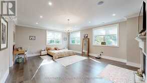 1286 CAMBRIDGE DRIVE W Oakville