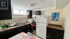 7 VERSEND DRIVE Toronto