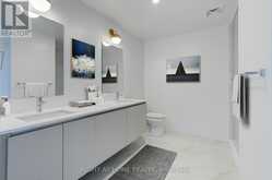 426 - 405 DUNDAS STREET W Oakville