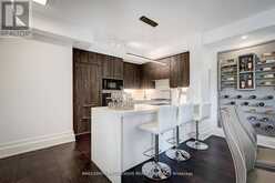 401 - 3 SOUTHVALE DRIVE Toronto 