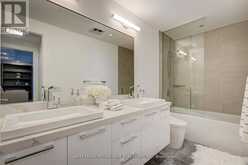 401 - 3 SOUTHVALE DRIVE Toronto 