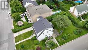 194 BAYVIEW HEIGHTS DRIVE Toronto 