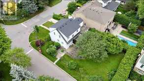 194 BAYVIEW HEIGHTS DRIVE Toronto 