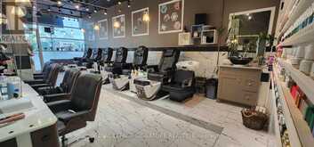 118 - 2464 WESTON ROAD Toronto 