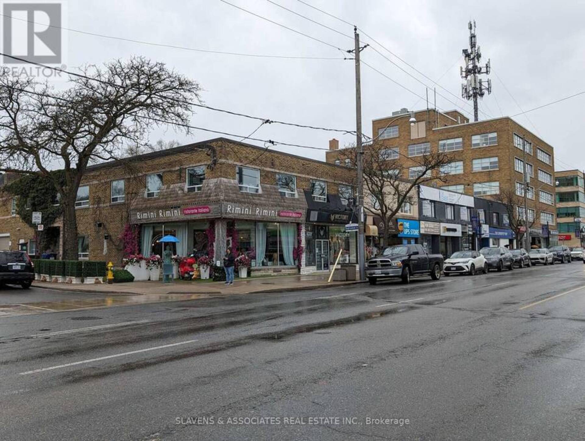 203 - 453 EGLINTON AVENUE W Toronto