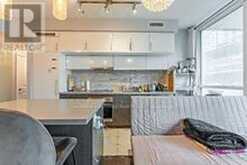 401 - 8 MERCER STREET Toronto 