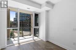 305 - 293 THE KINGSWAY Toronto 