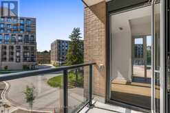 305 - 293 THE KINGSWAY Toronto 