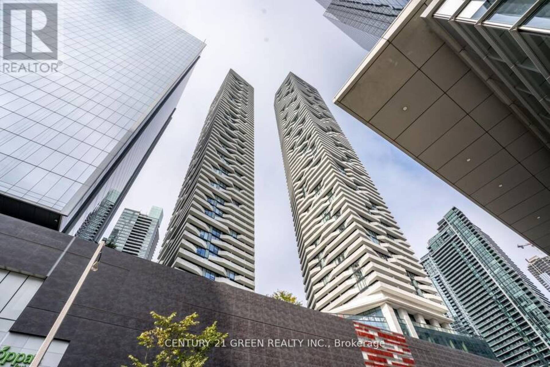 5407 - 100 HARBOUR STREET Toronto