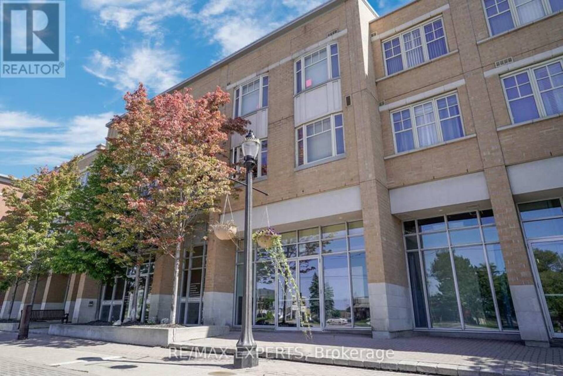 118 - 10211 KEELE STREET Vaughan 