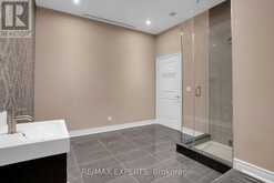 118 - 10211 KEELE STREET Vaughan 